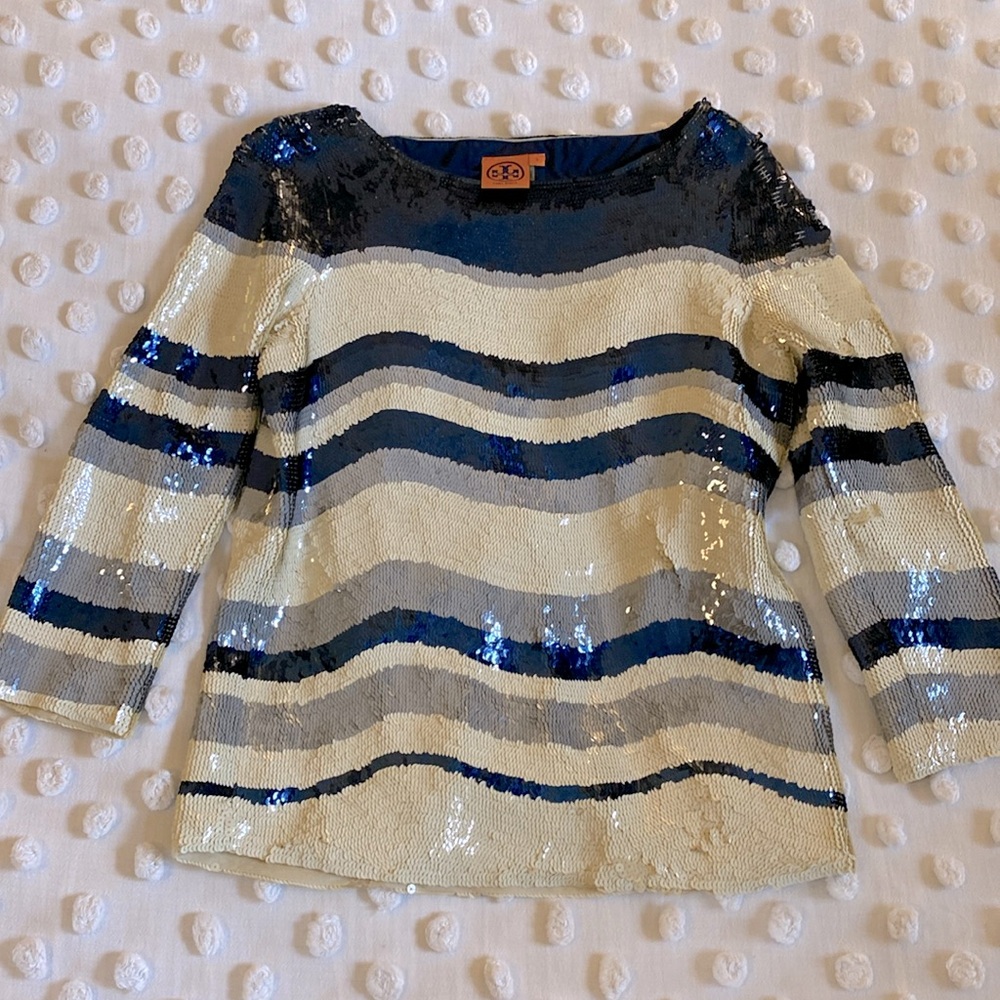 Stunning TORY BIRCH sequin shirt 🌊